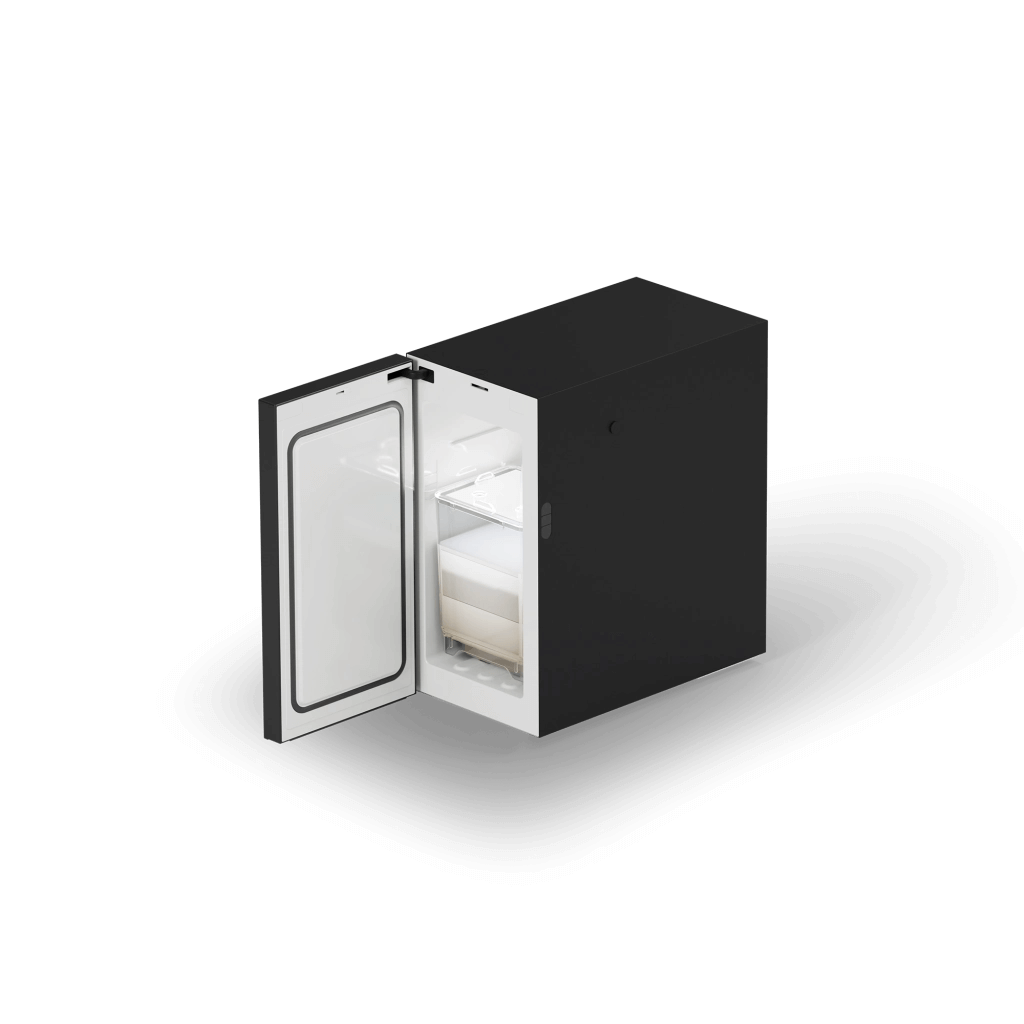 Lodówka na mleko MK4 z otwartymi drzwiami - przód, lewy bok Lodówka na mleko MK4 z otwartymi drzwiami - przód, lewy bok