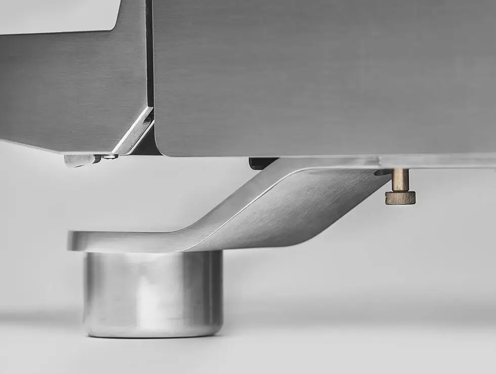 Technologicznie przyjazny design z trybem ekologicznym