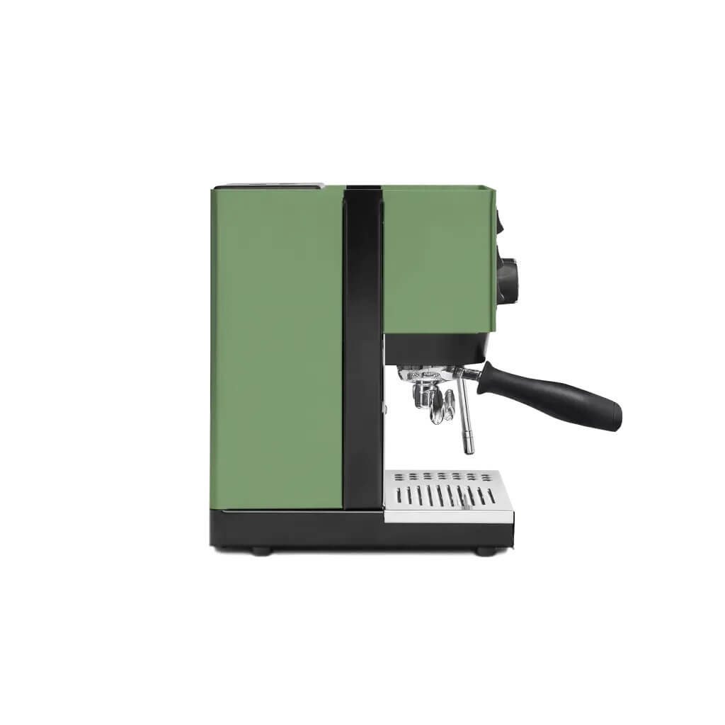 Ekspres do kawy Silvia w kolorze szarozielonym - prawy bok
